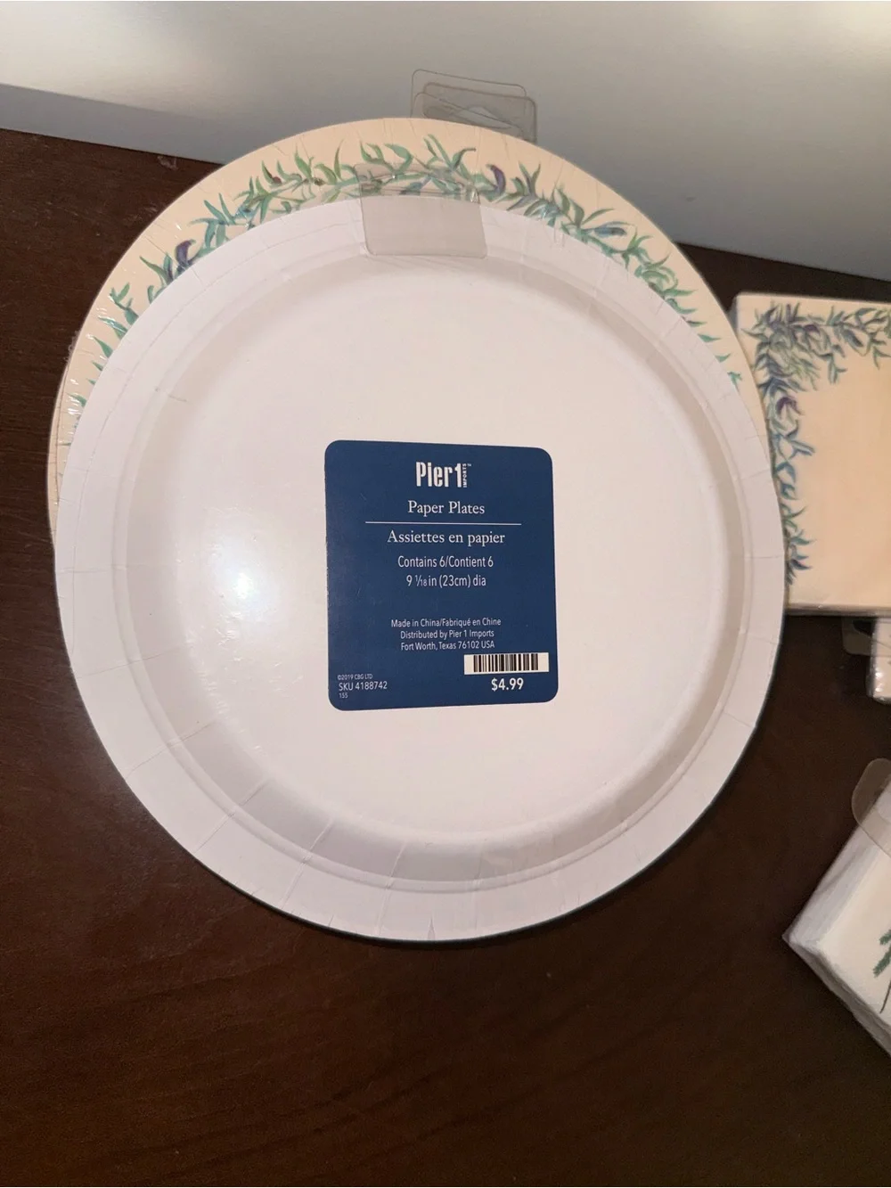 Pier 1 Cream 9” Dinner Plates w/ Green Leaf Border & Matching Napkins Disposabl